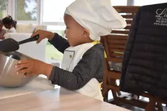 Food_at_Liberte_school_cooking_in_class